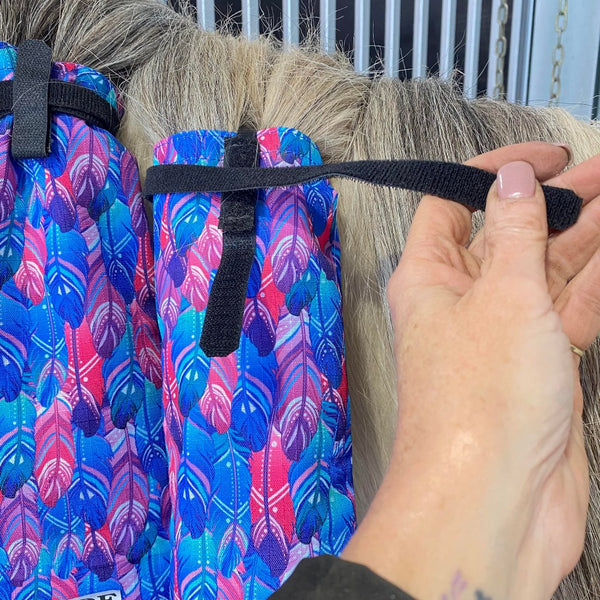 wraparound hook and loop on mane bag
