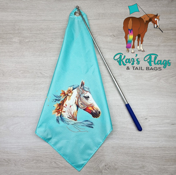 Retractable flag for horses
